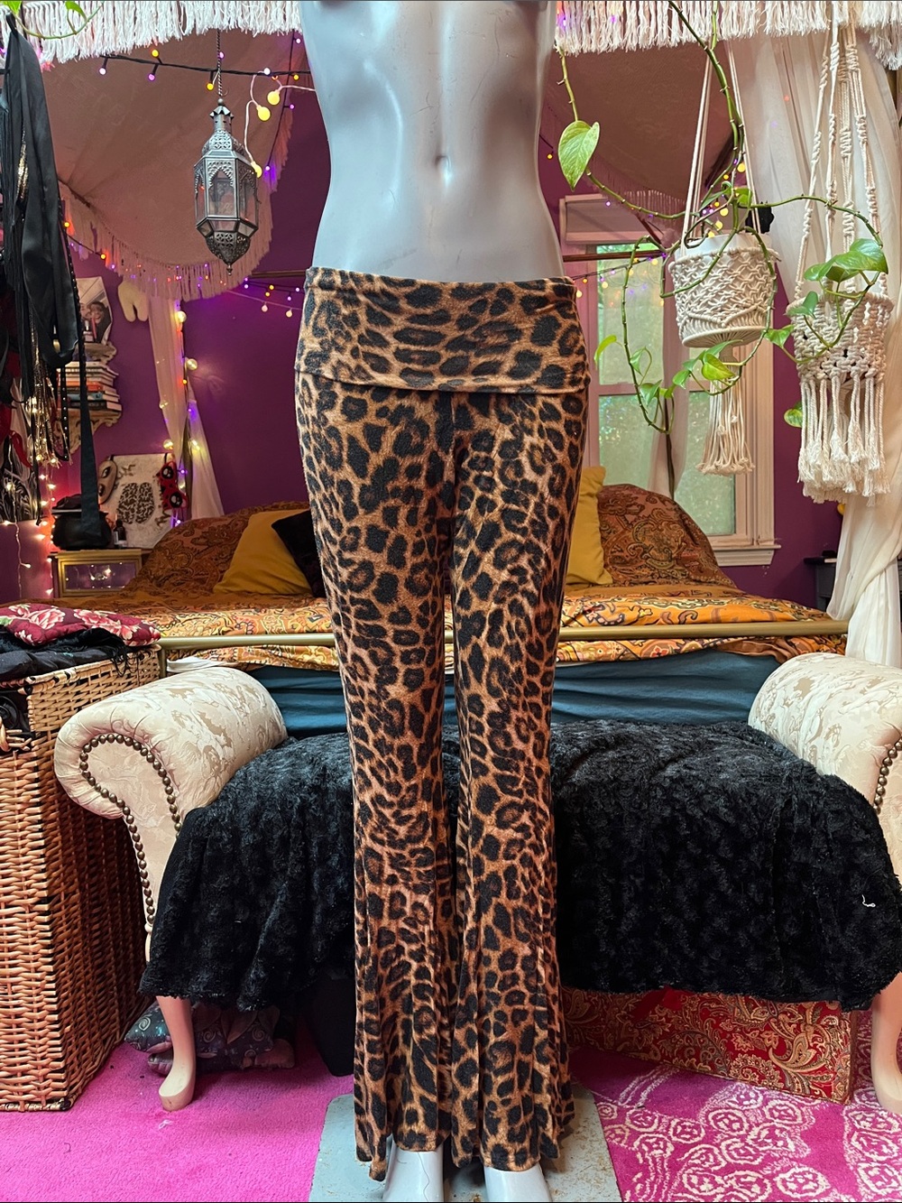 Vintage Y2K leopard cheetah animal print flowy flare wide leg pants